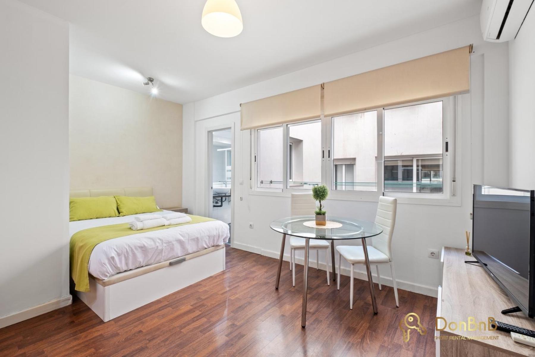 Apartamento Modern In Center Málaga